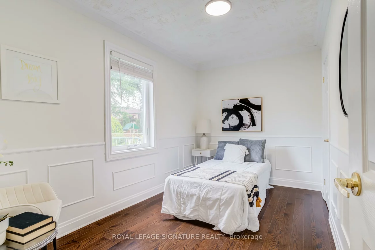 1472, Myron, Lakeview, Mississauga