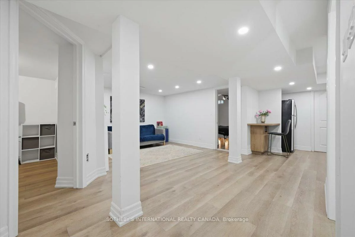 4104, Credit Pointe, East Credit, Mississauga