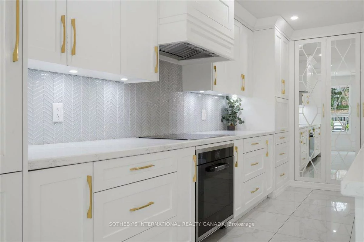 4104, Credit Pointe, East Credit, Mississauga