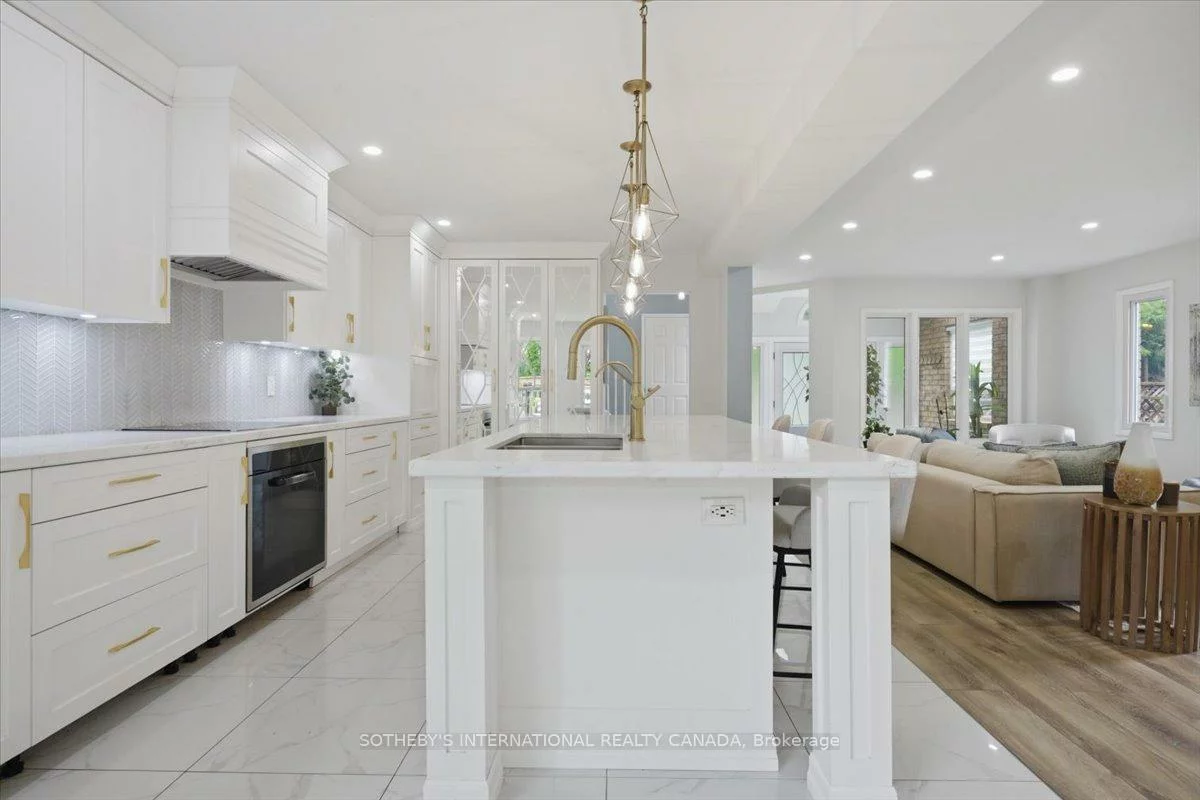 4104, Credit Pointe, East Credit, Mississauga