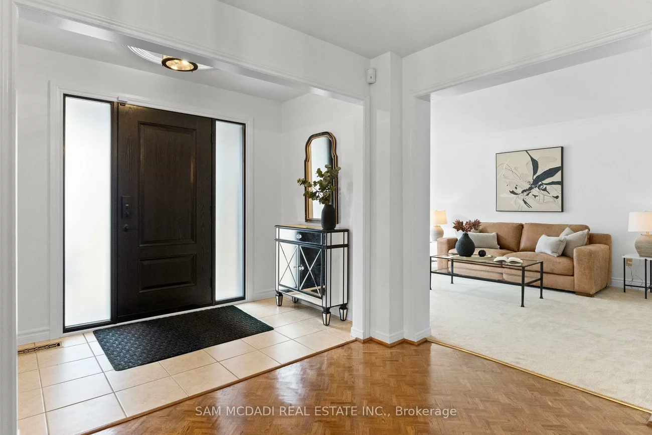 1653, Sherwood Forrest, Sheridan, Mississauga
