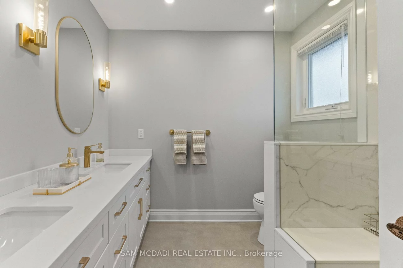 1653, Sherwood Forrest, Sheridan, Mississauga