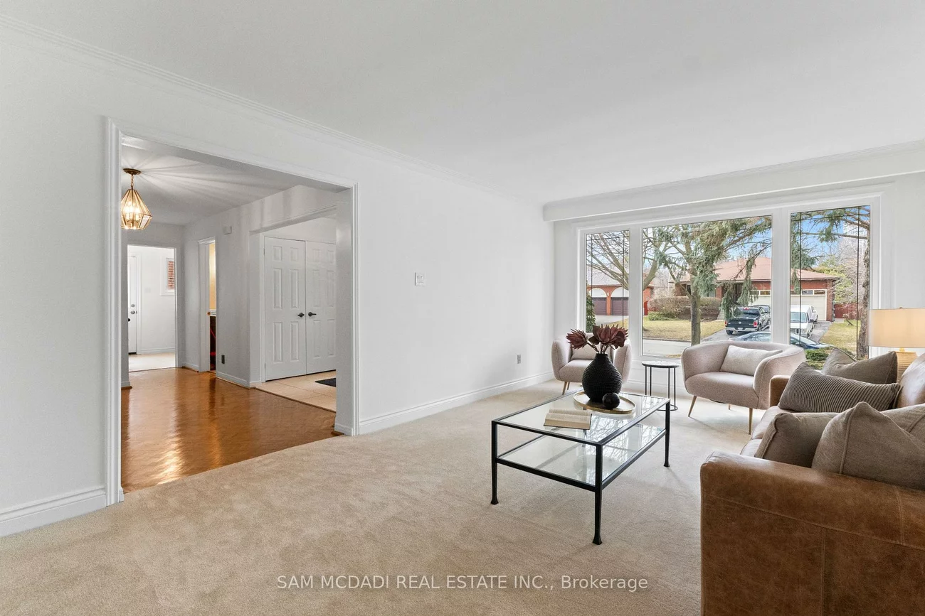 1653, Sherwood Forrest, Sheridan, Mississauga