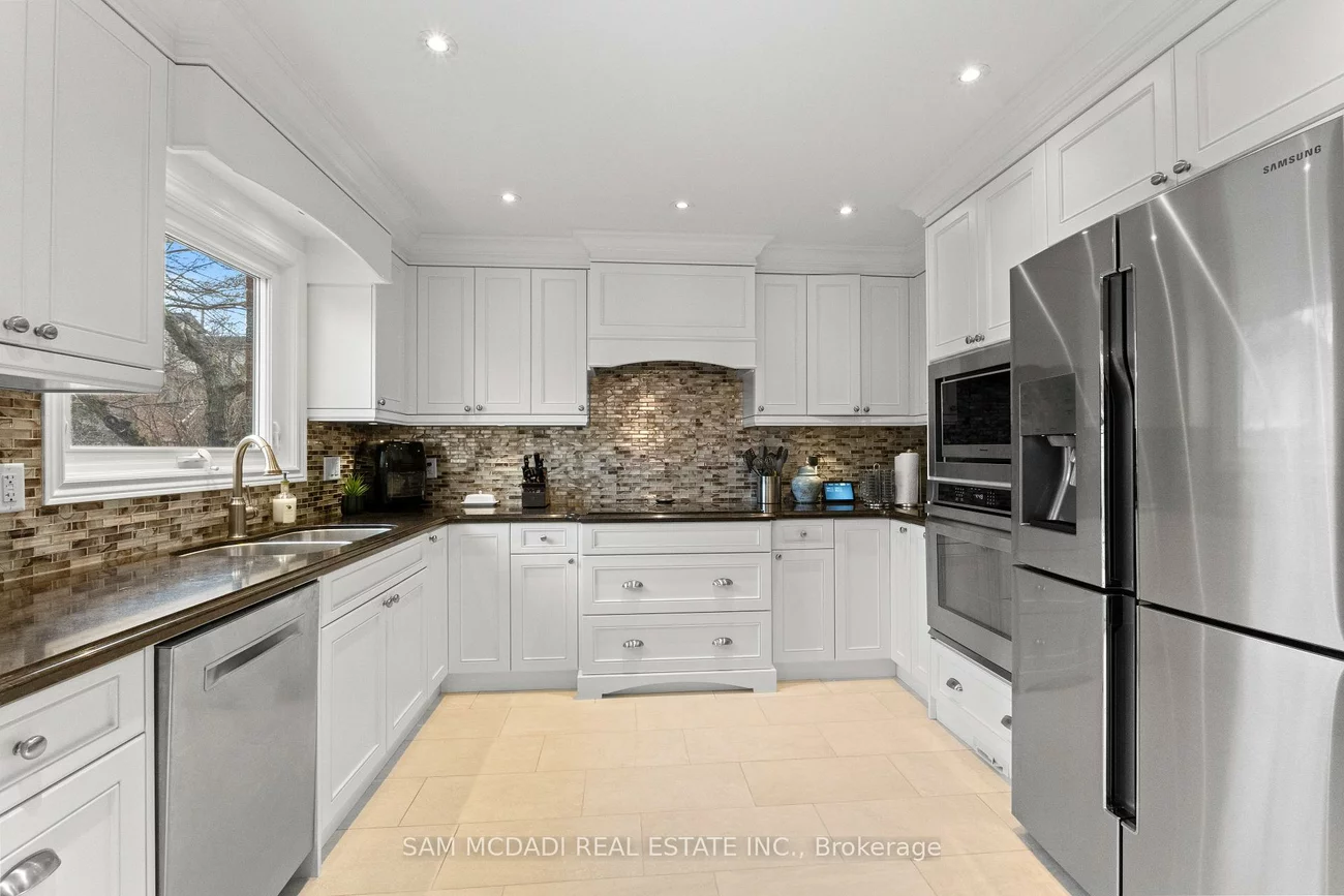 1653, Sherwood Forrest, Sheridan, Mississauga