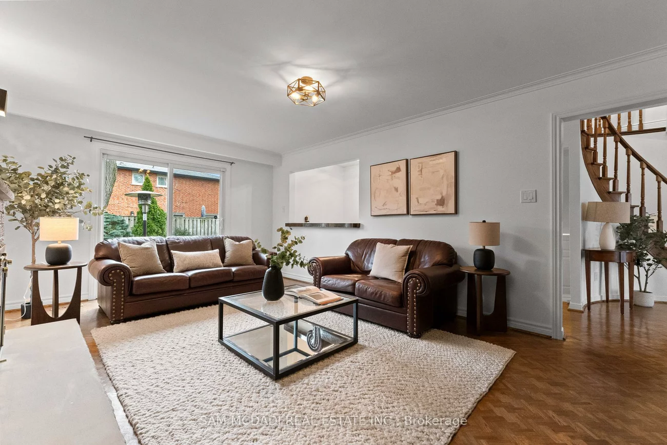 1653, Sherwood Forrest, Sheridan, Mississauga