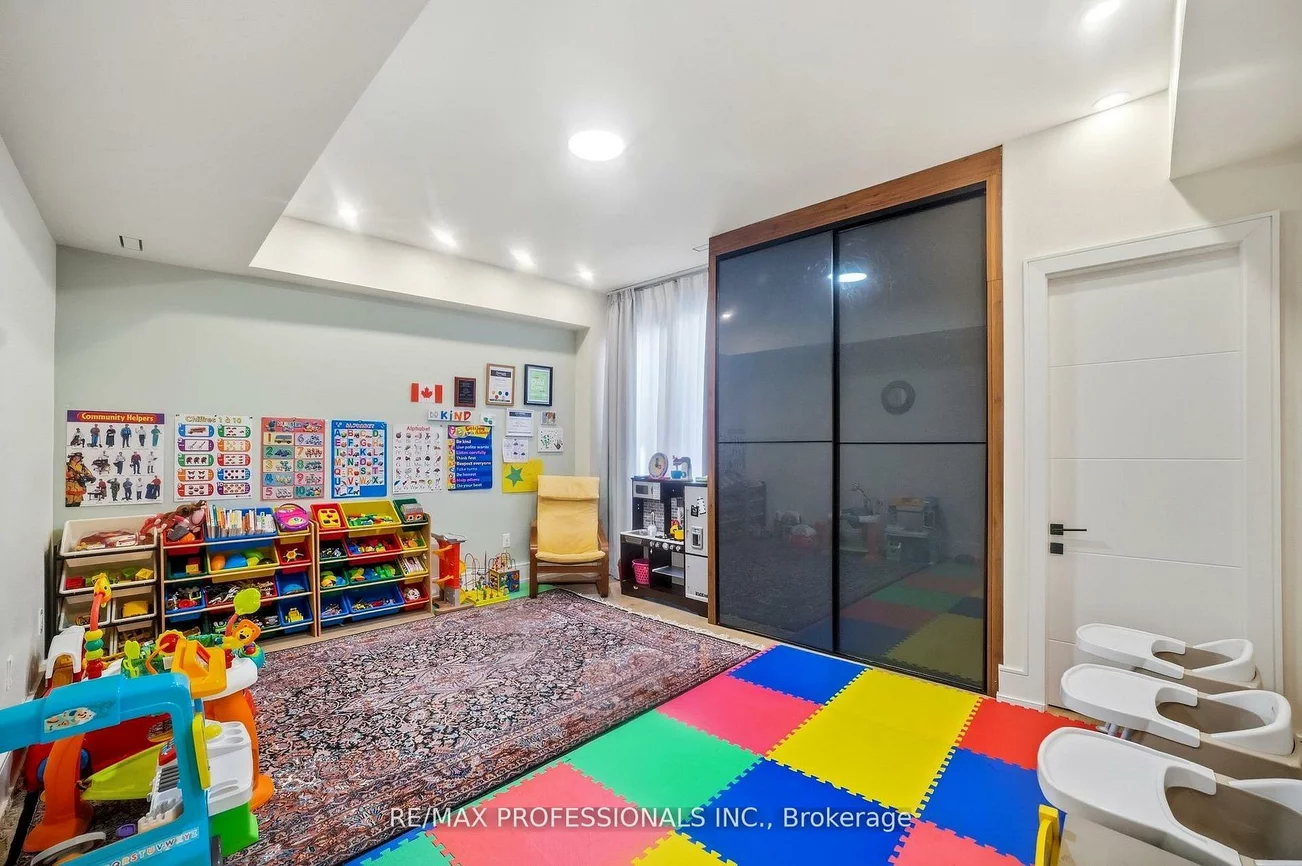 2206, UTLEY, Clarkson, Mississauga