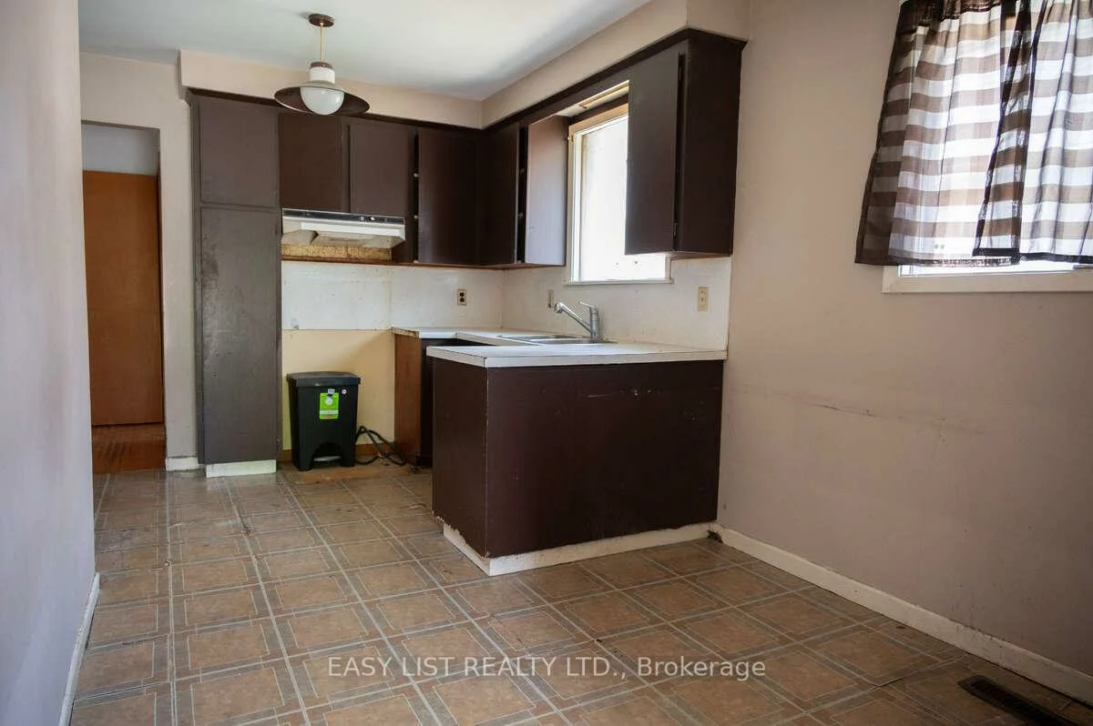 1574, Northmount, Lakeview, Mississauga