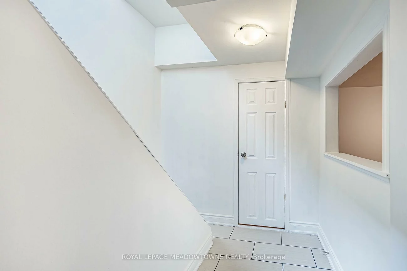 2155, Pashak, Cooksville, Mississauga