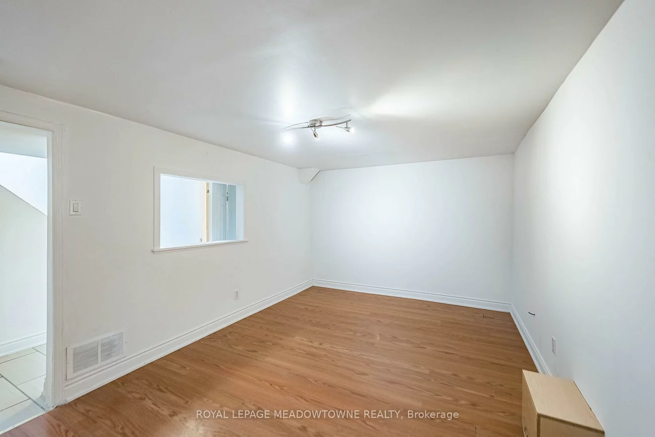 2155, Pashak, Cooksville, Mississauga