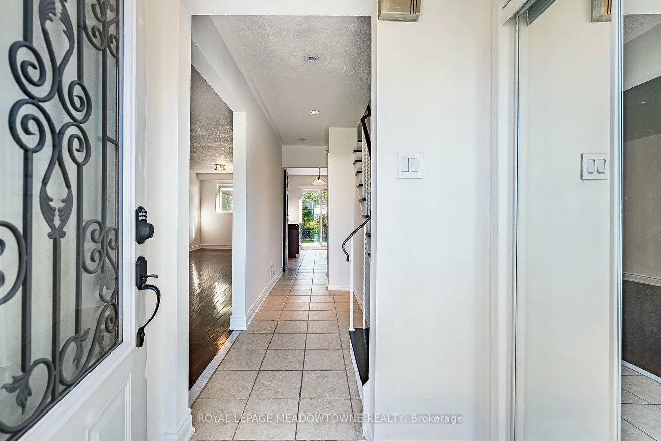 2155, Pashak, Cooksville, Mississauga