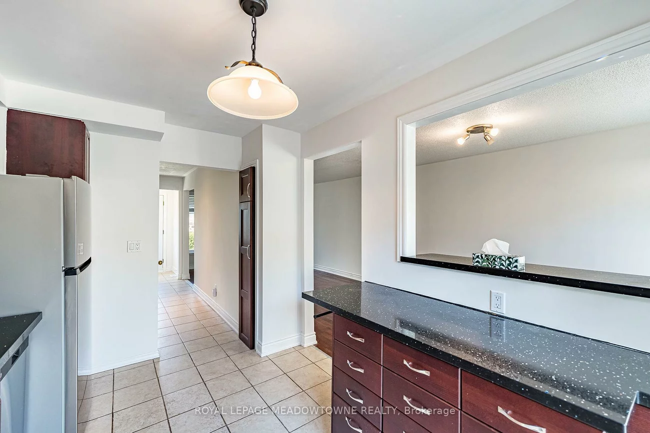 2155, Pashak, Cooksville, Mississauga