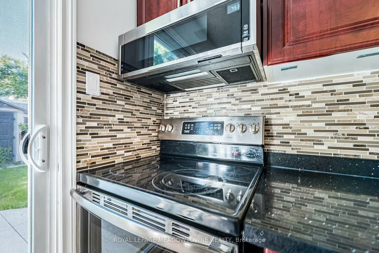 2155, Pashak, Cooksville, Mississauga