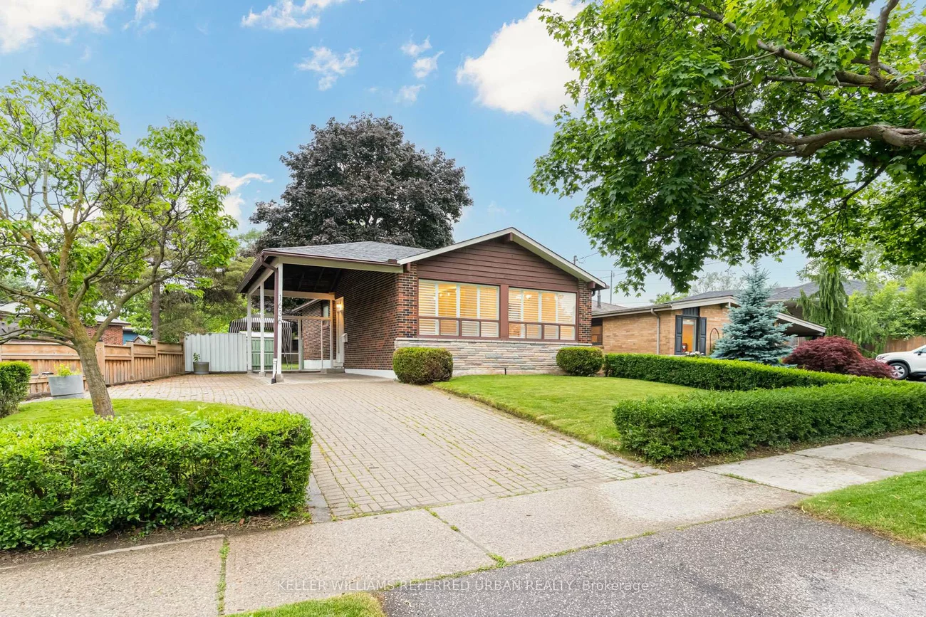 1636, Robillard, Clarkson, Mississauga