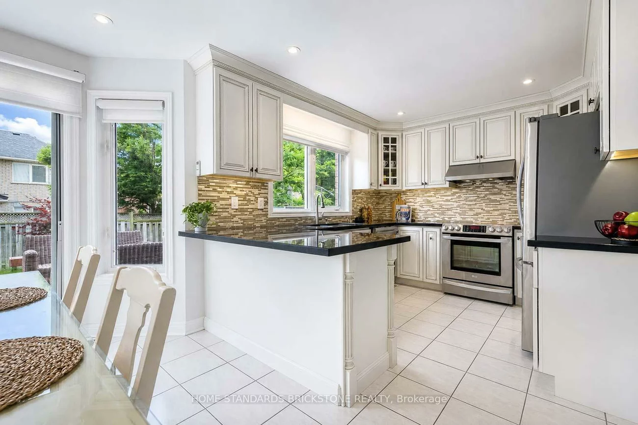 2954, Wisteria, Central Erin Mills, Mississauga
