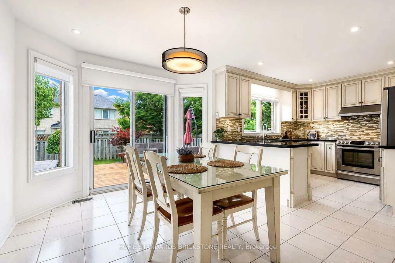 2954, Wisteria, Central Erin Mills, Mississauga