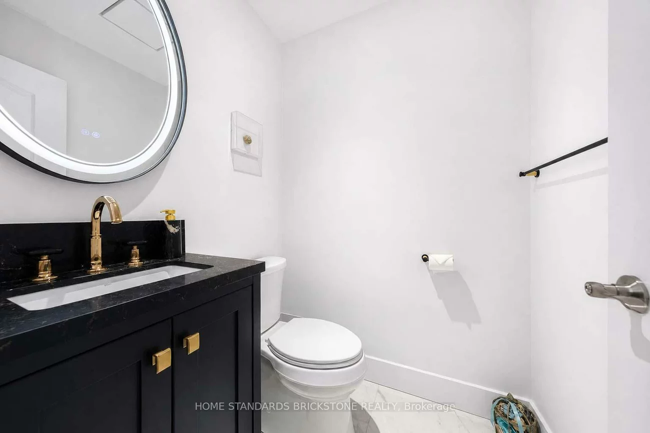 2954, Wisteria, Central Erin Mills, Mississauga