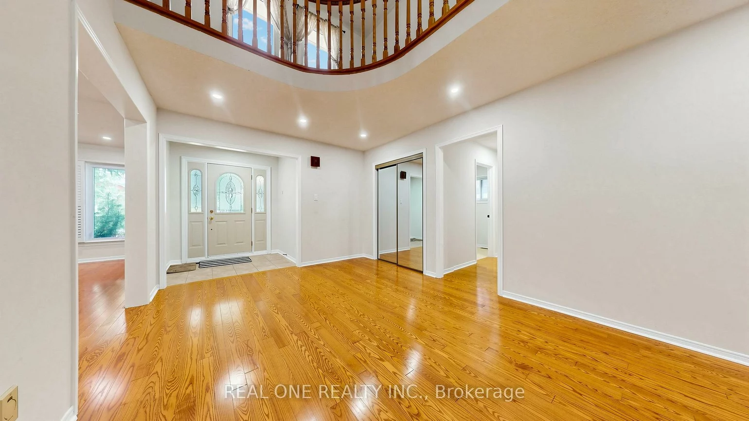 2027, Roy Ivor, Erin Mills, Mississauga
