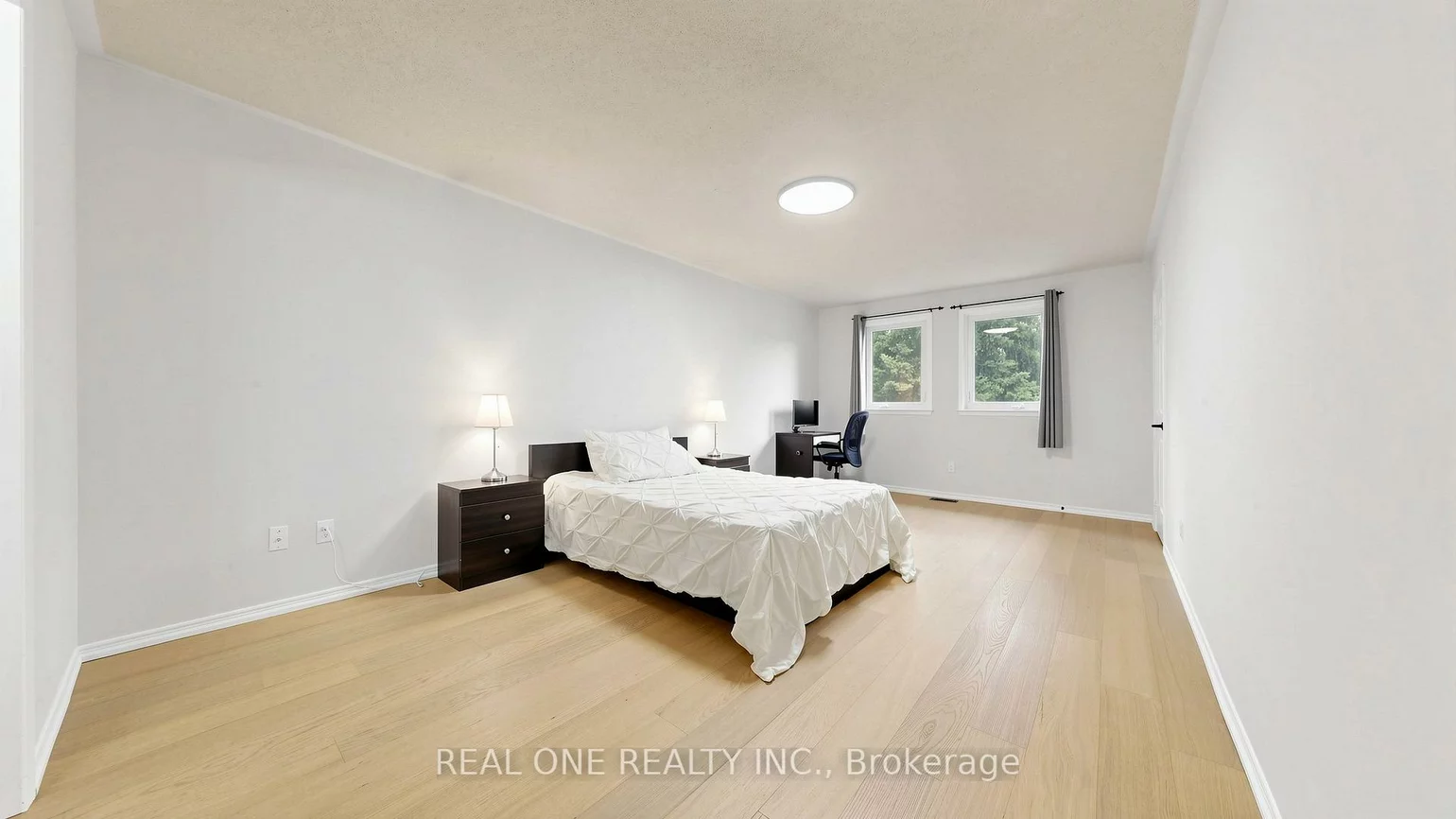 2027, Roy Ivor, Erin Mills, Mississauga