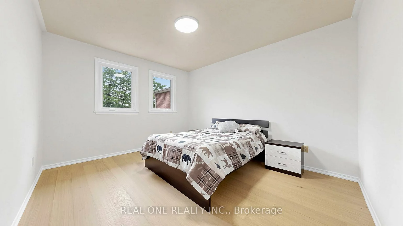 2027, Roy Ivor, Erin Mills, Mississauga
