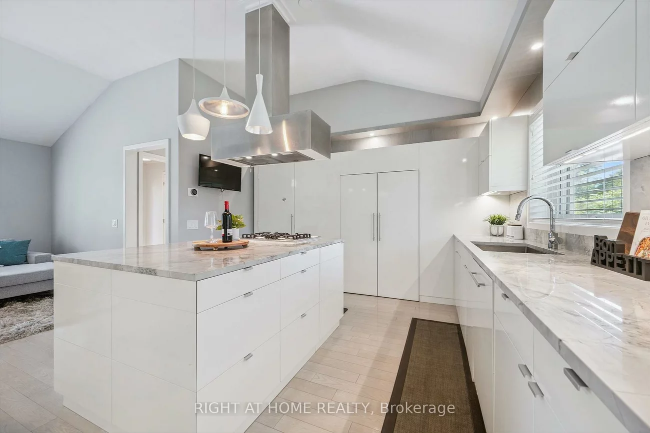 2486, Edenhurst, Cooksville, Mississauga