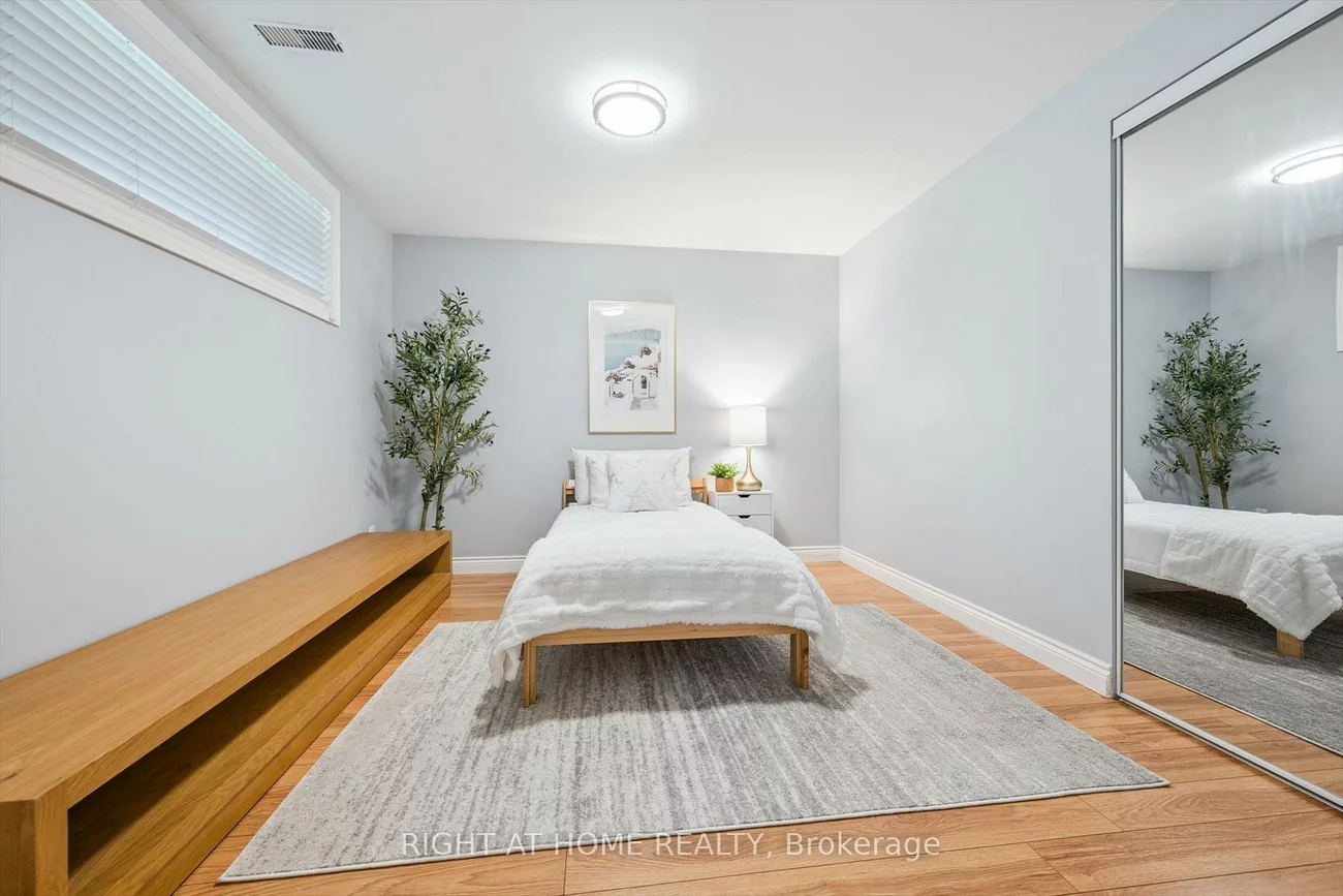 2486, Edenhurst, Cooksville, Mississauga