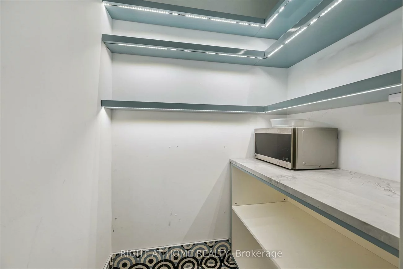 2486, Edenhurst, Cooksville, Mississauga