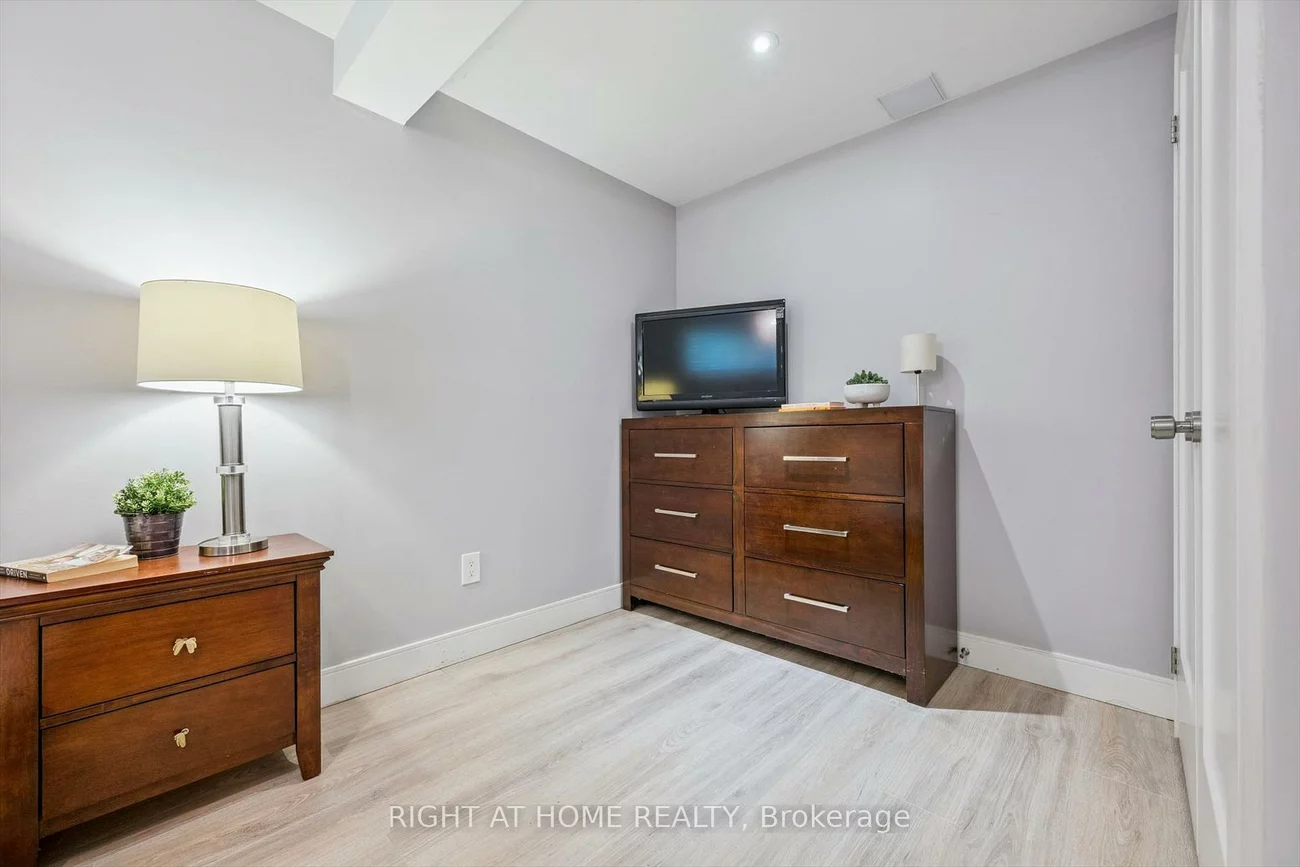 2486, Edenhurst, Cooksville, Mississauga