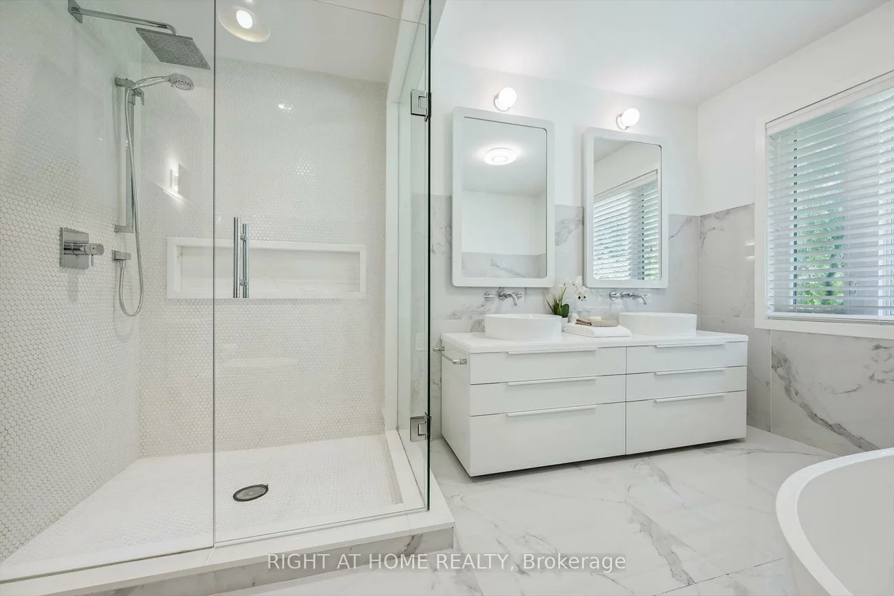 2486, Edenhurst, Cooksville, Mississauga