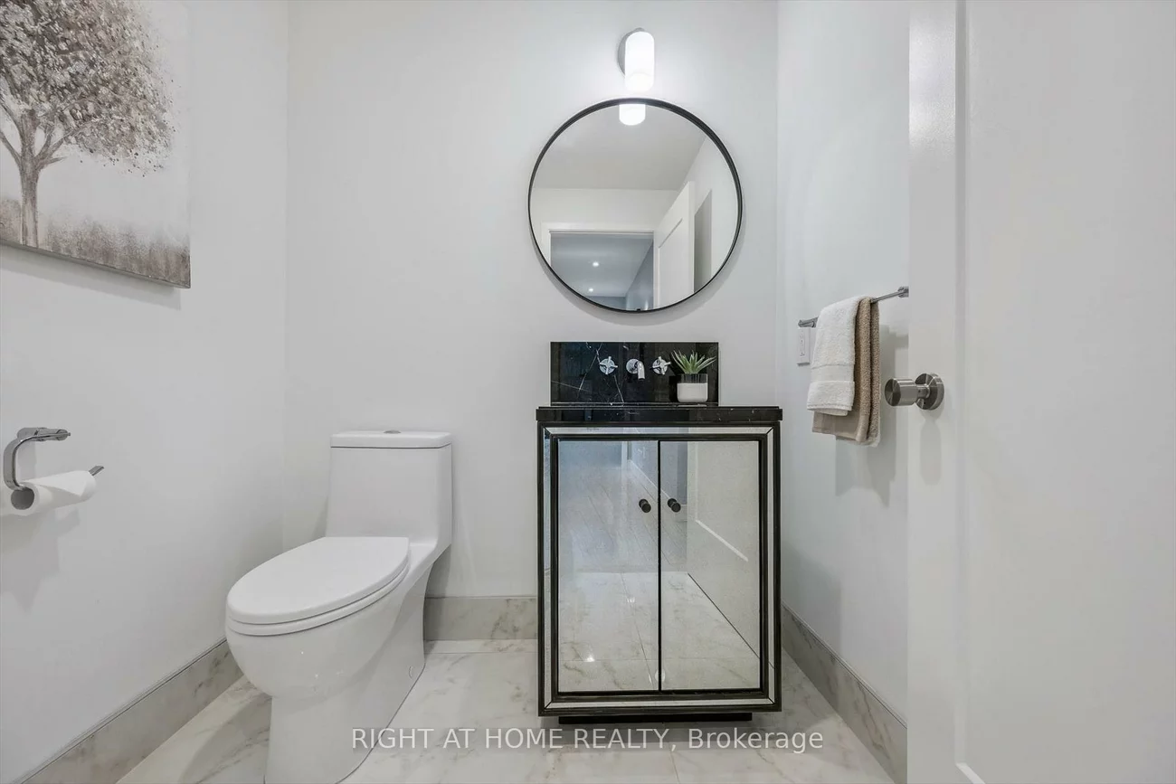 2486, Edenhurst, Cooksville, Mississauga