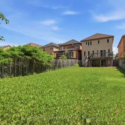 1077, Knotty Pine, Meadowvale Village, Mississauga