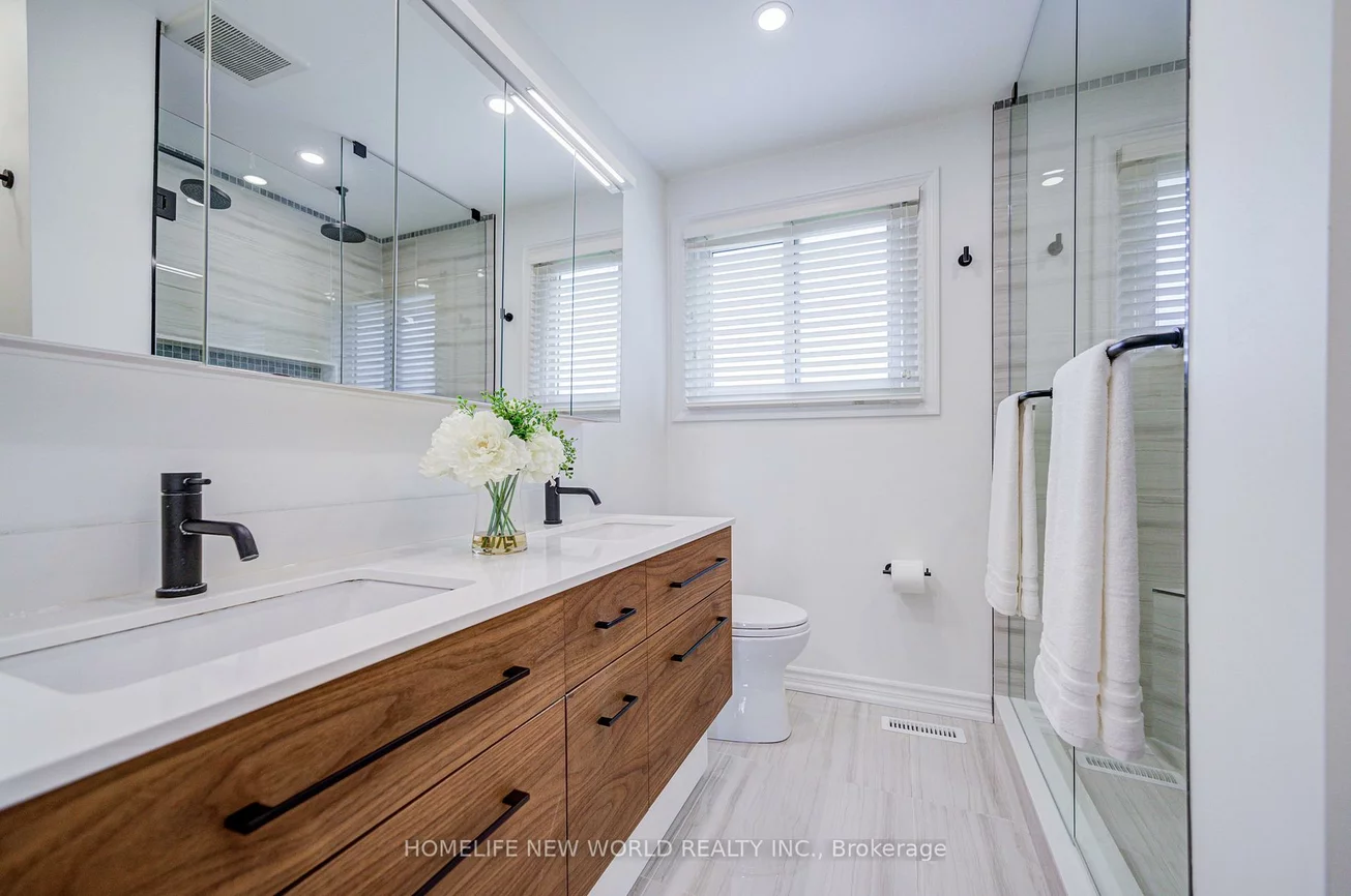 5, Hopedale, Streetsville, Mississauga