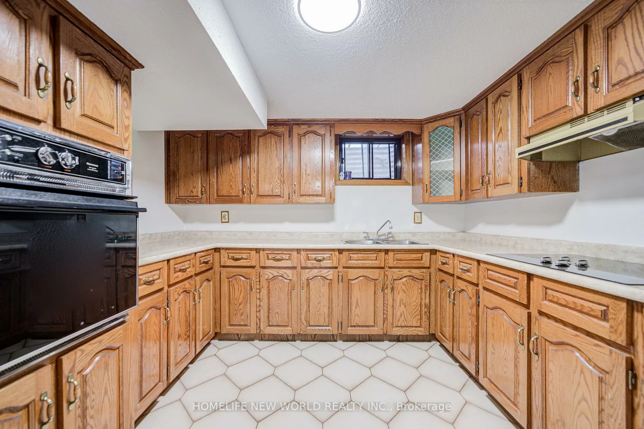 5, Hopedale, Streetsville, Mississauga