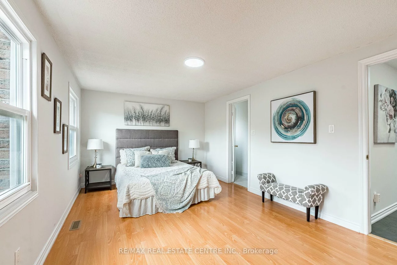 1124, Shagbark, Creditview, Mississauga