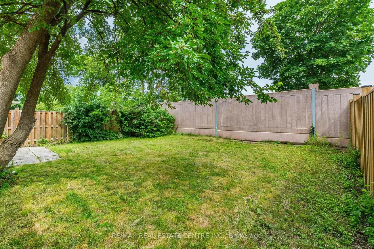 1124, Shagbark, Creditview, Mississauga