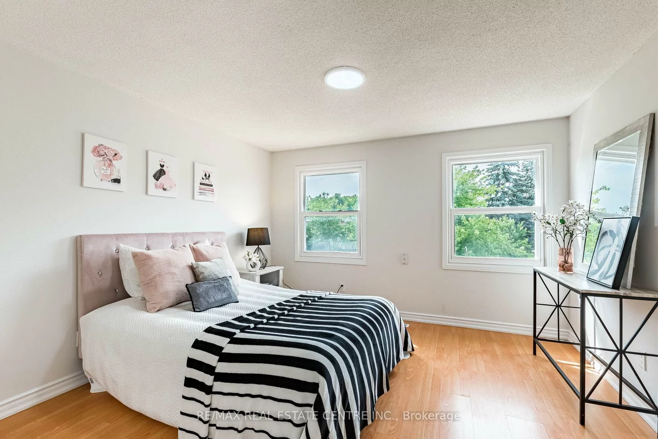 1124, Shagbark, Creditview, Mississauga