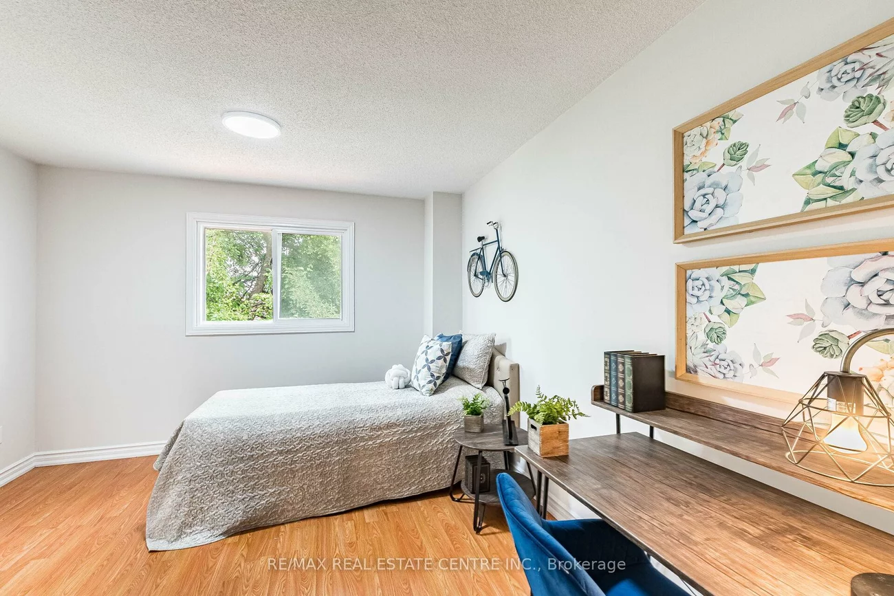 1124, Shagbark, Creditview, Mississauga