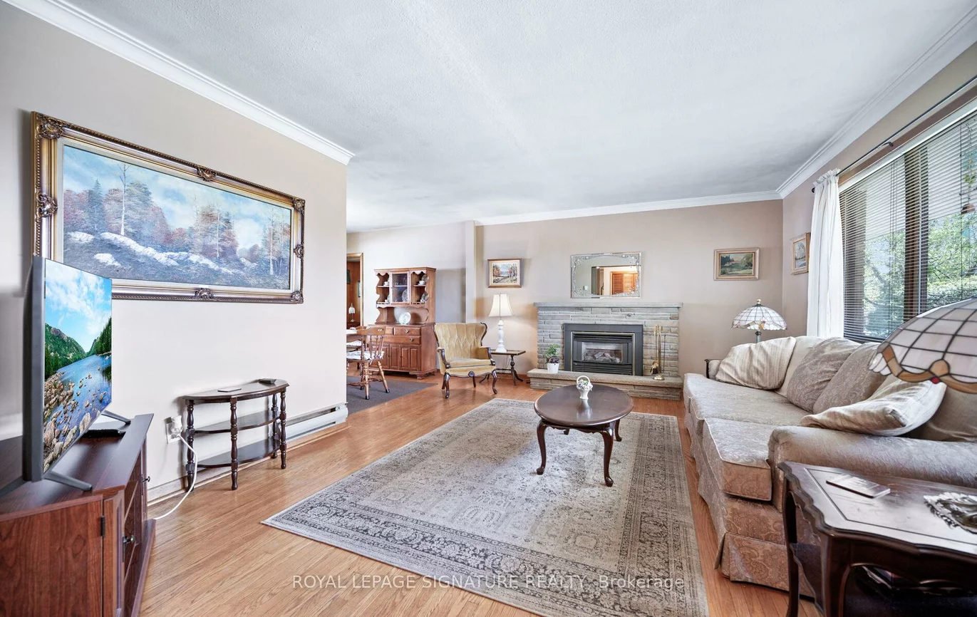2585, Jarvis, Erindale, Mississauga