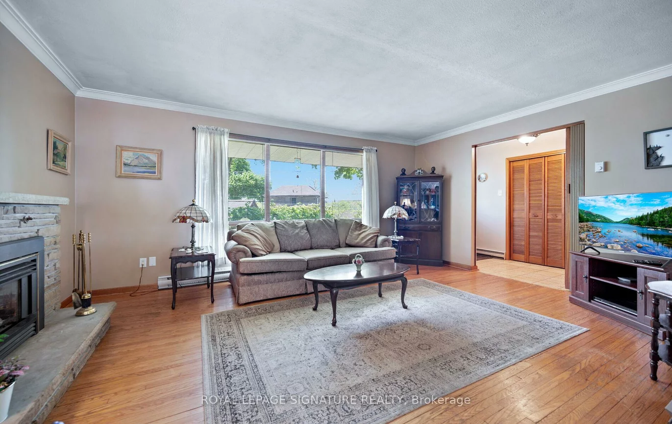2585, Jarvis, Erindale, Mississauga