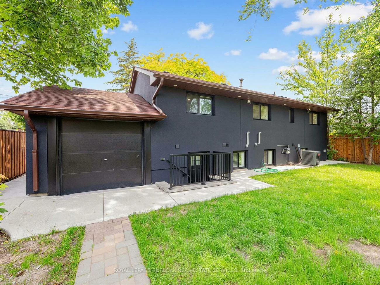 13, Swanhurst, Streetsville, Mississauga