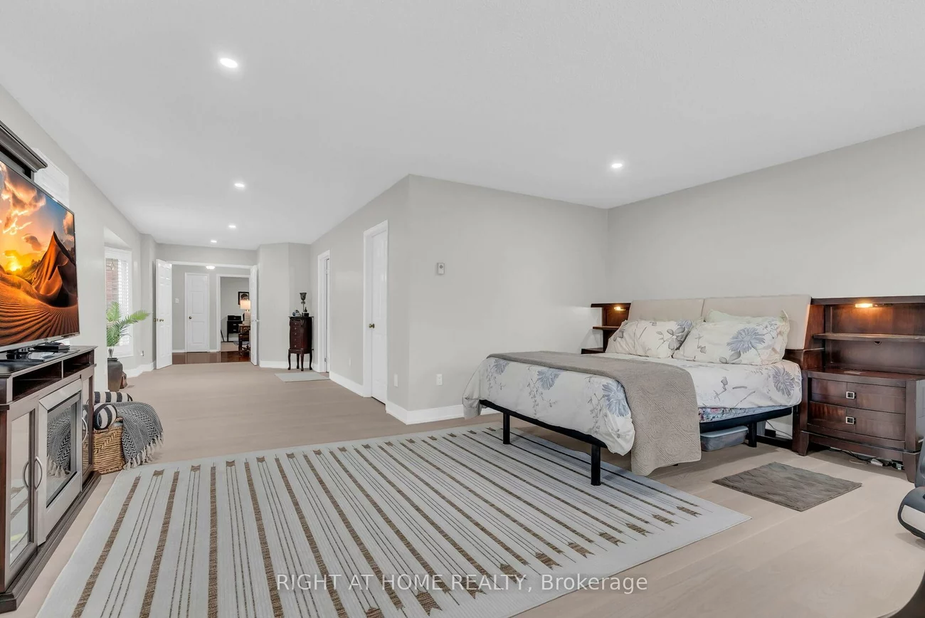 4487, Inchbury, Central Erin Mills, Mississauga