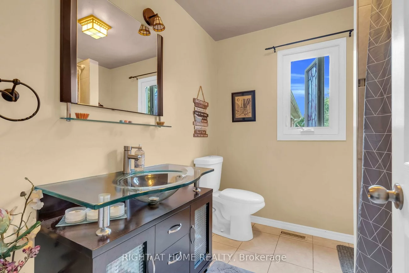 4487, Inchbury, Central Erin Mills, Mississauga