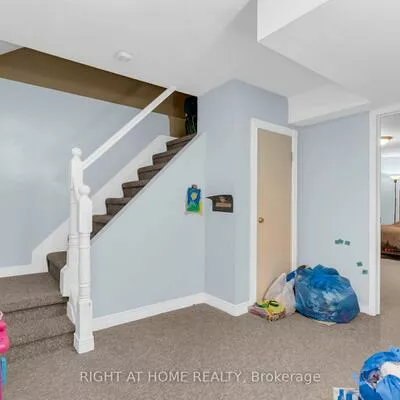 4487, Inchbury, Central Erin Mills, Mississauga