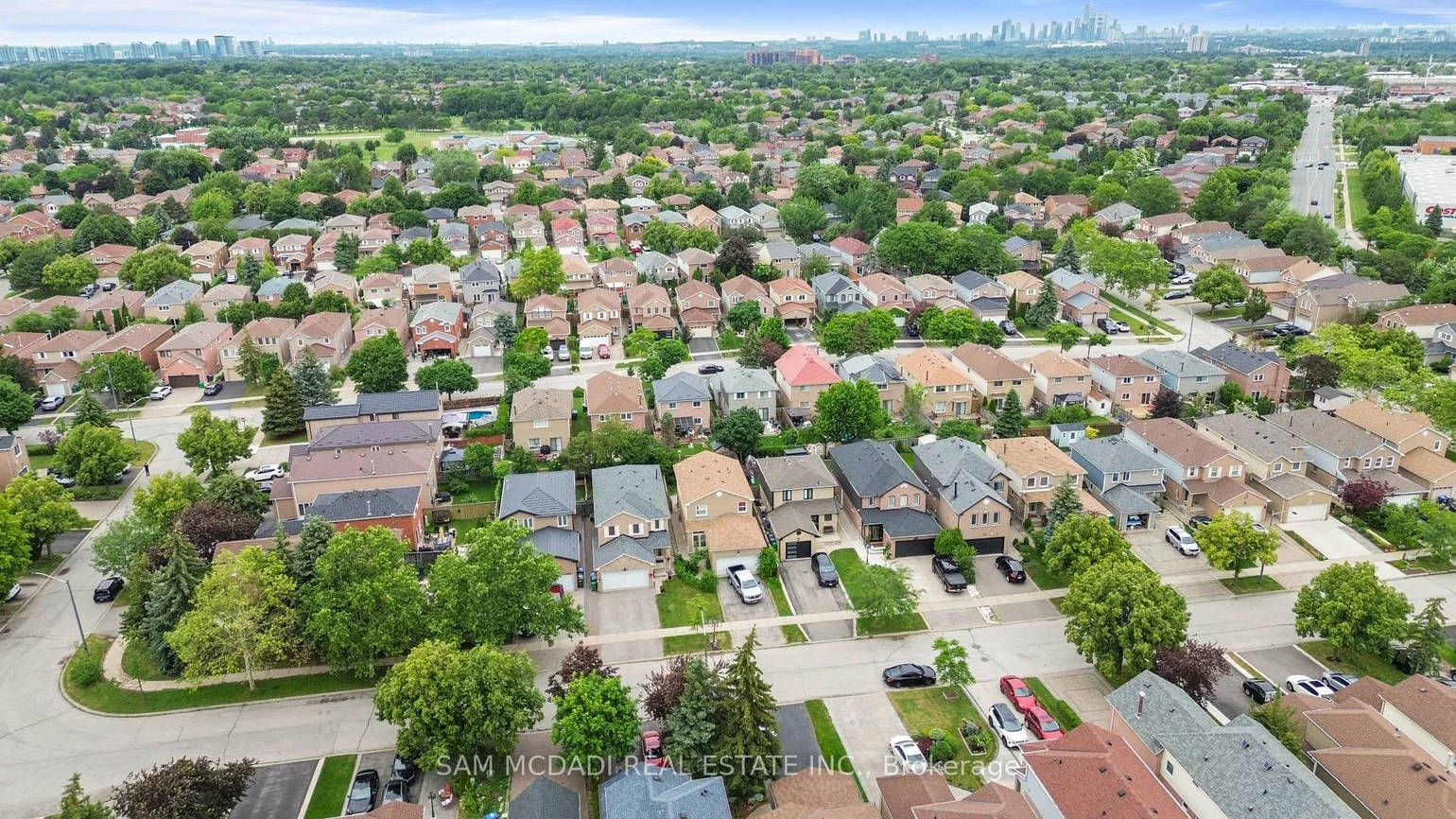 3024, Valcourt, Erin Mills, Mississauga