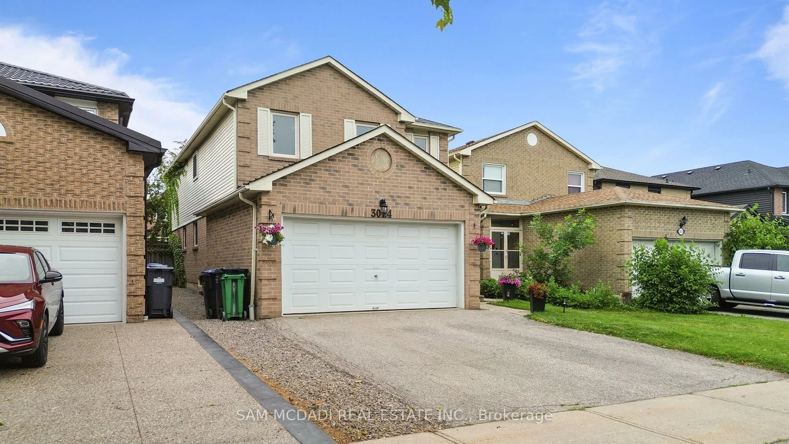 3024, Valcourt, Erin Mills, Mississauga