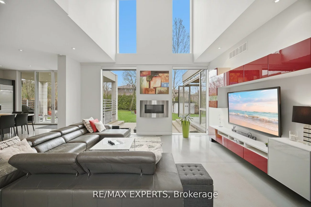 1527, Glenhill, Lorne Park, Mississauga