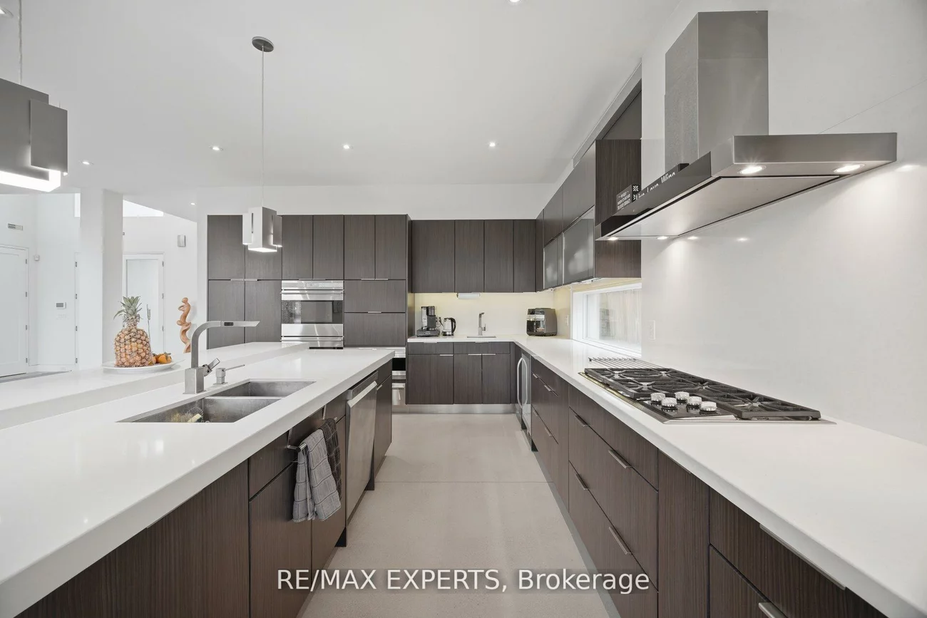 1527, Glenhill, Lorne Park, Mississauga