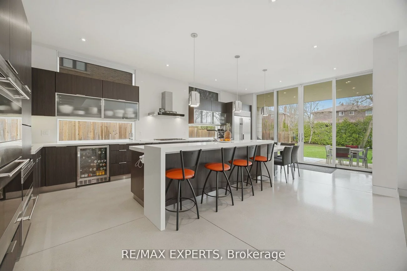 1527, Glenhill, Lorne Park, Mississauga