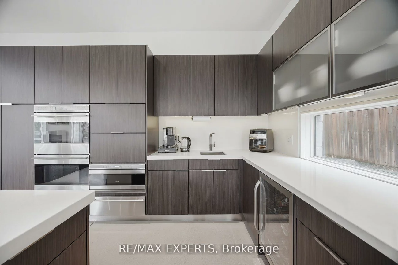 1527, Glenhill, Lorne Park, Mississauga