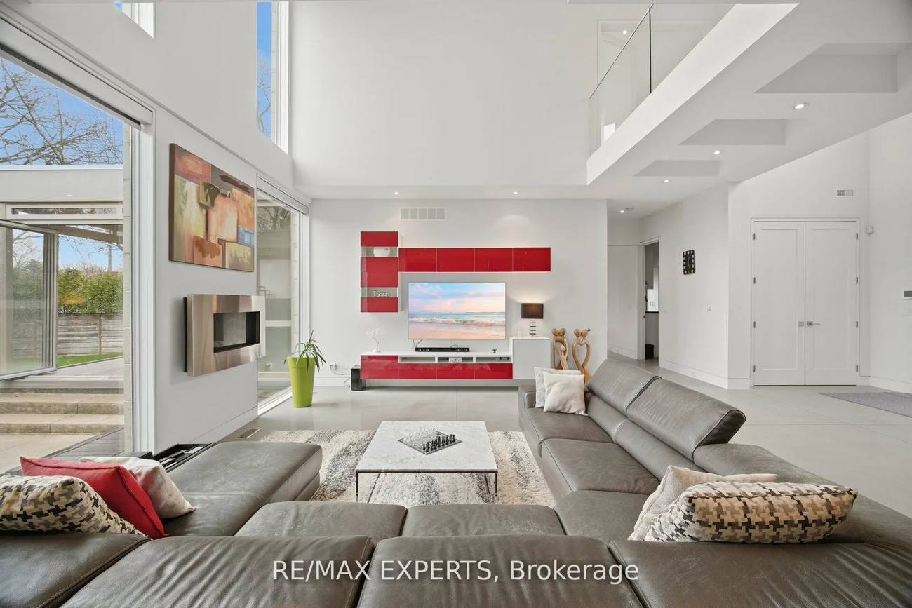 1527, Glenhill, Lorne Park, Mississauga