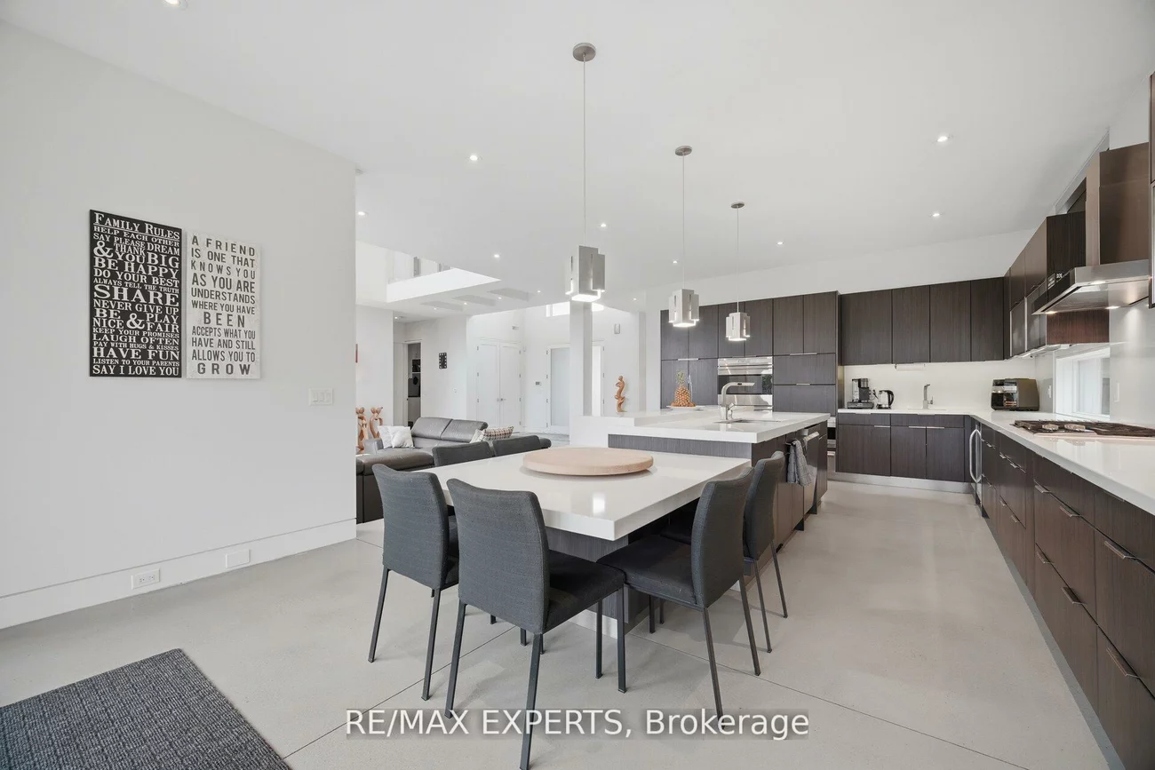 1527, Glenhill, Lorne Park, Mississauga